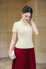 Áo len dệt kim nữ màu kem