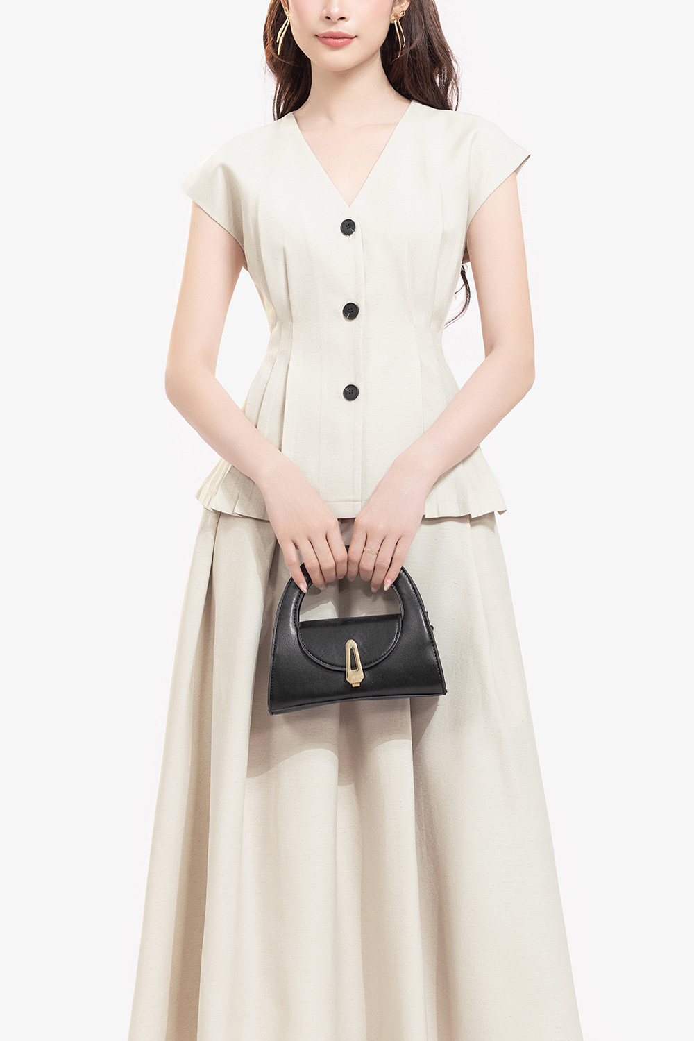 Áo kiểu nữ công sở phối nút không tay