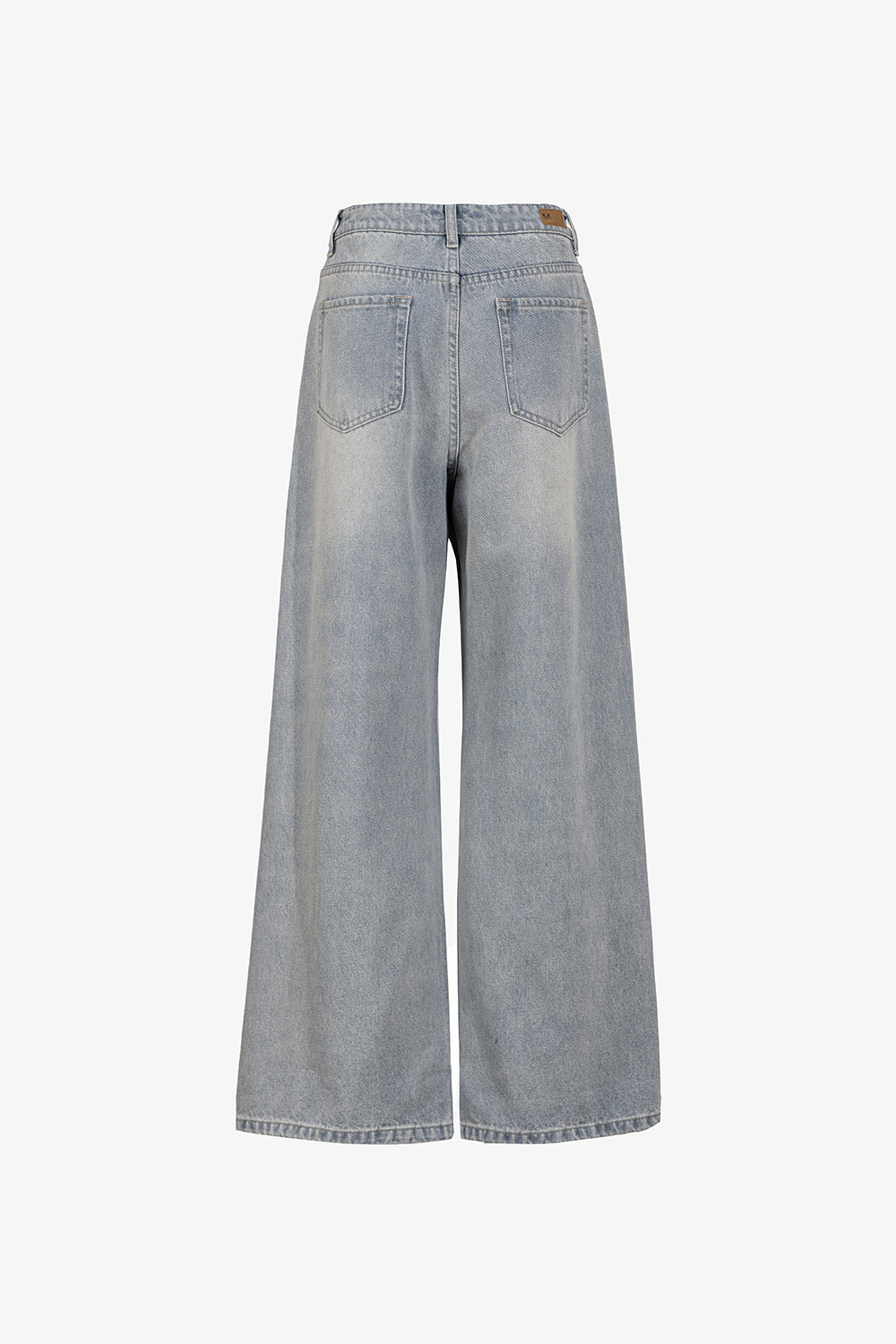 Quần jeans suông ống rộng