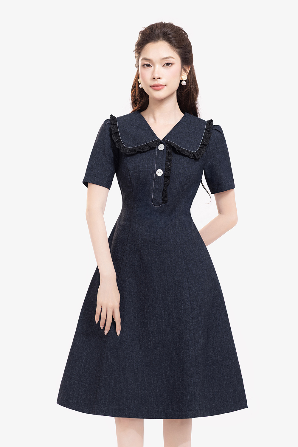 Đầm denim công sở dáng chữ A cổ sen