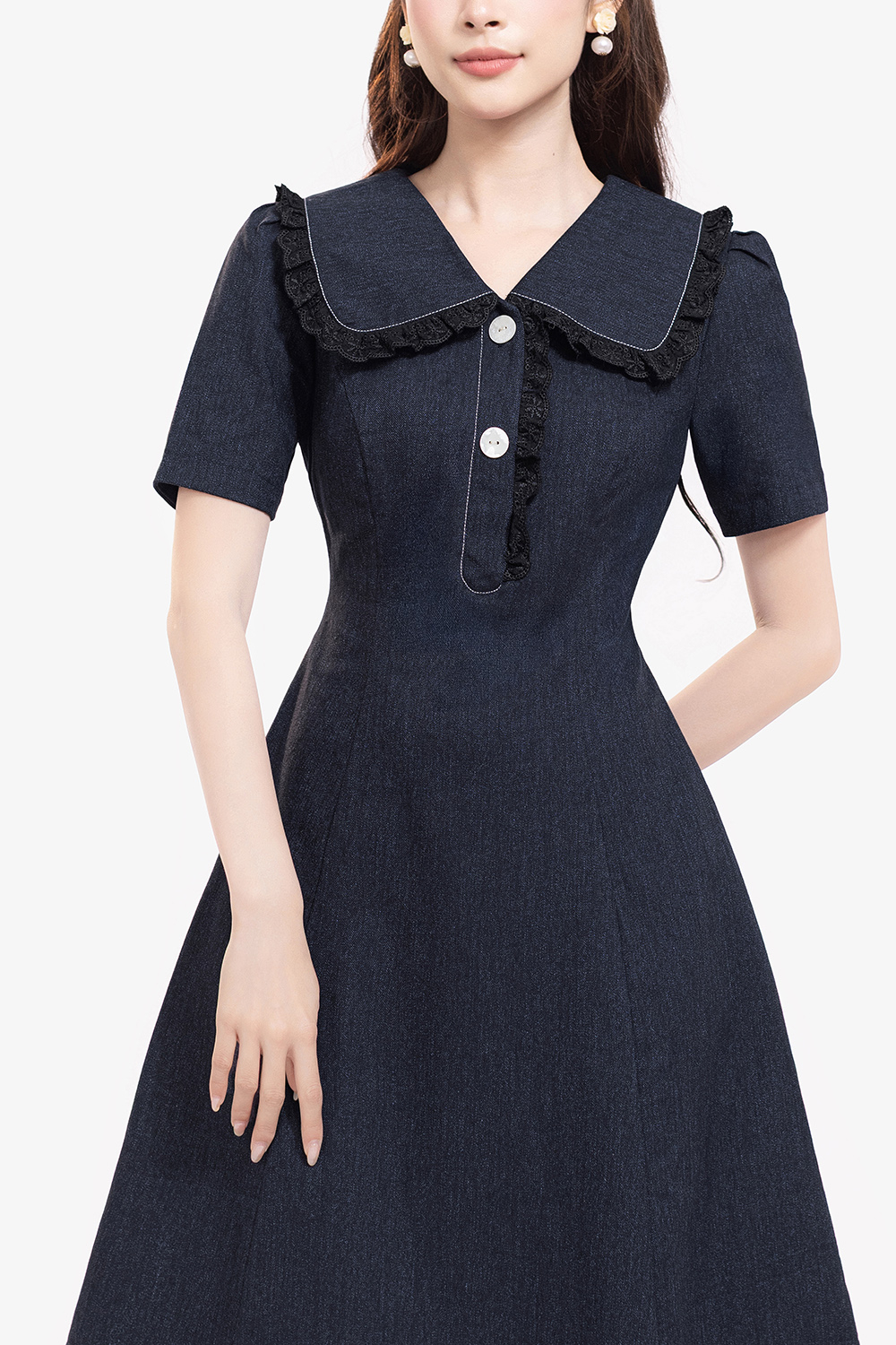 Đầm denim công sở dáng chữ A cổ sen