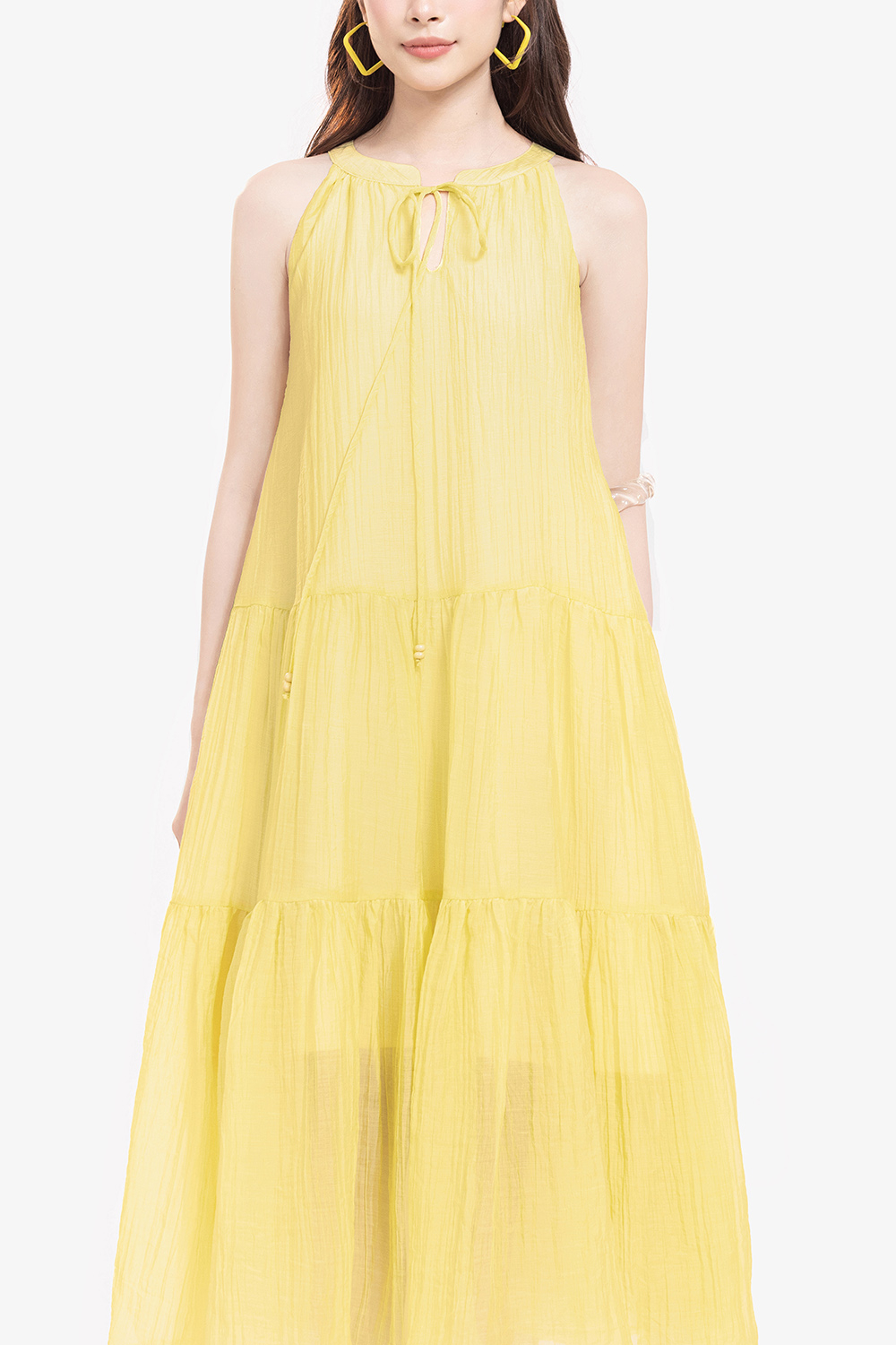 Đầm maxi vàng cổ yếm dáng suông