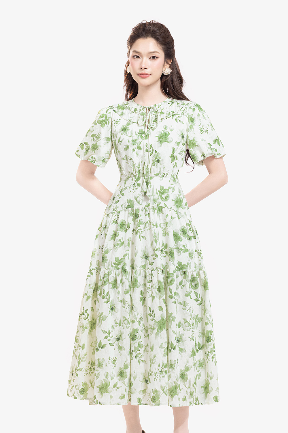 Đầm hoa dáng xòe dài tay phồng