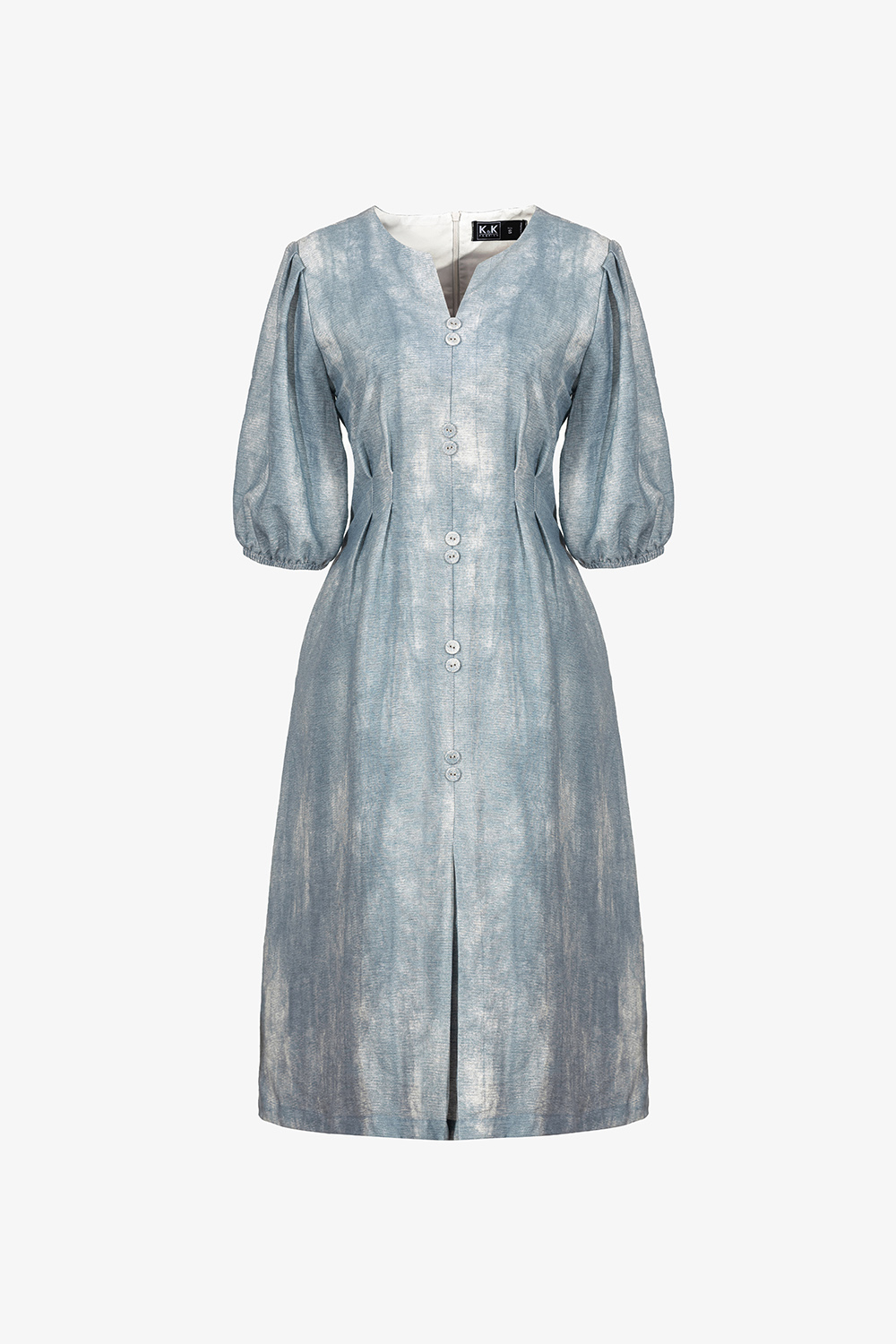 Đầm chữ A loang màu nhấn eo phối nút