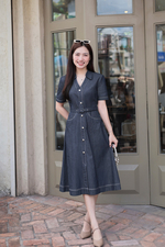 Đầm denim sơ mi dáng xòe viền chỉ