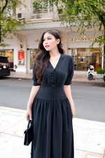 Đầm xòe kẻ sọc nhấn eo phối nơ