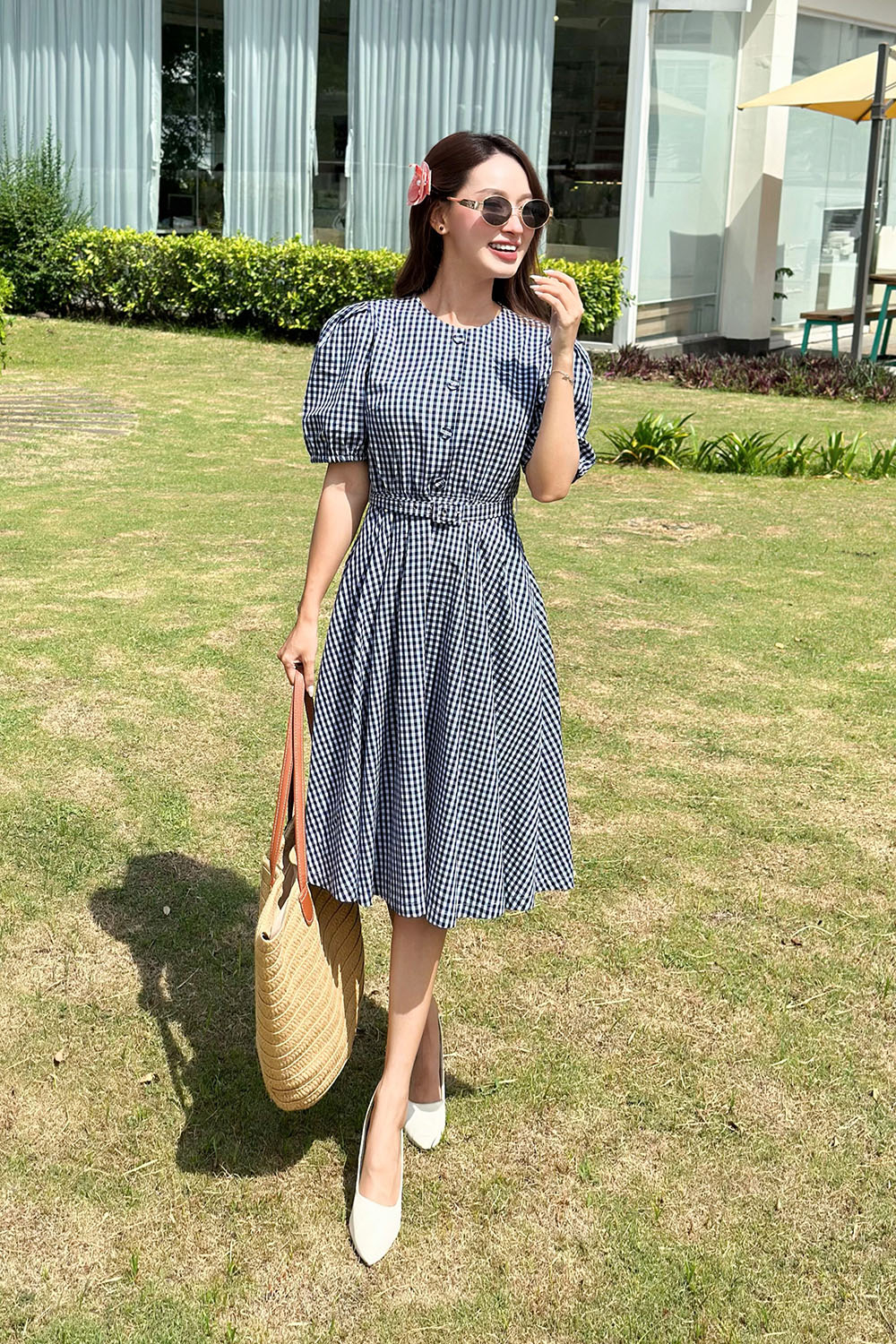 Đầm caro dáng xòe kèm thắt lưng