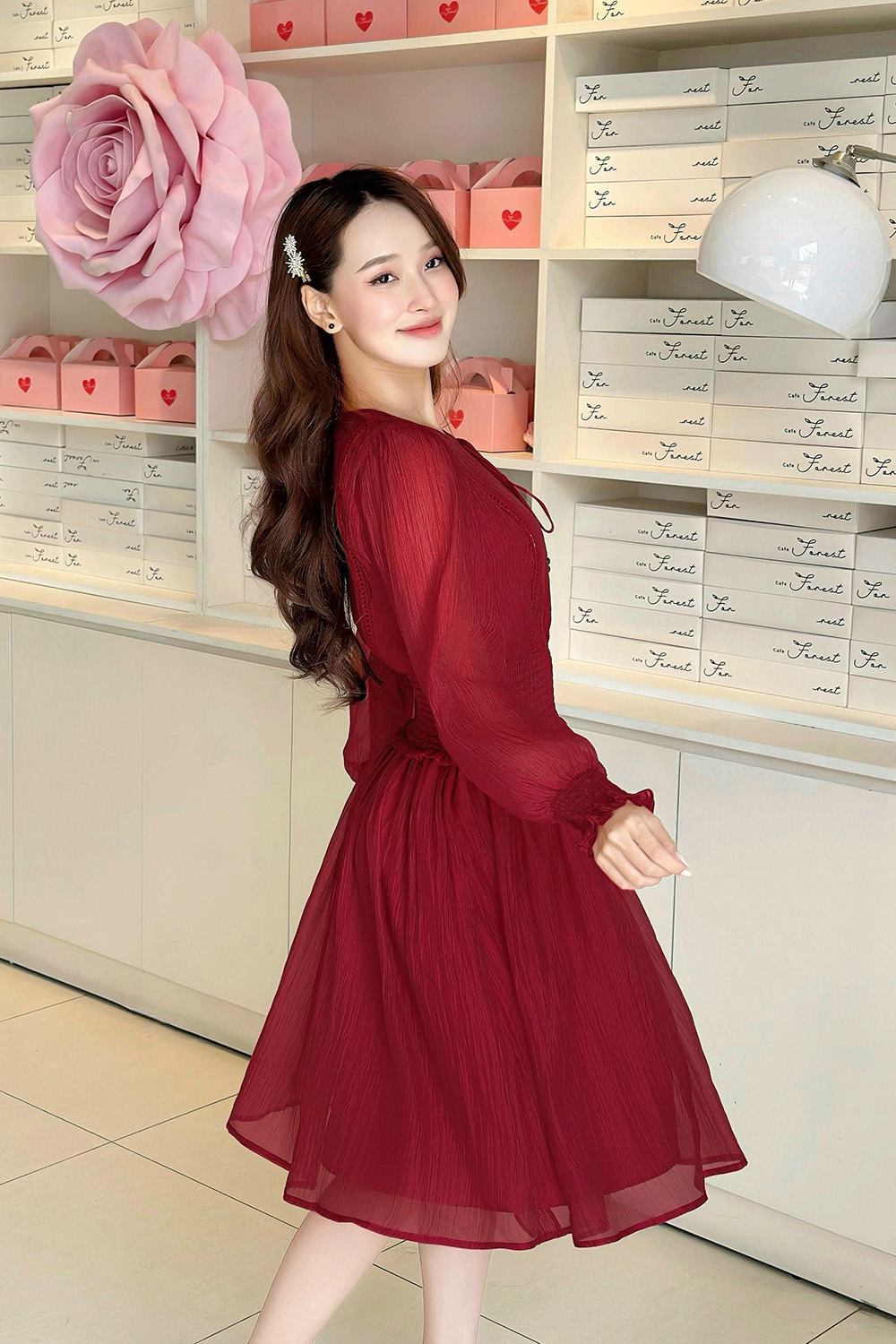 Đầm đỏ xòe tay dài eo bo chun co giãn