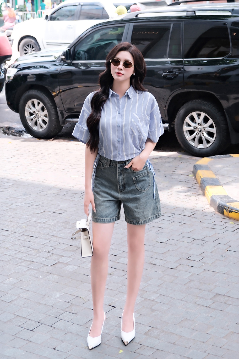 Quần đùi jeans ống rộng phối túi