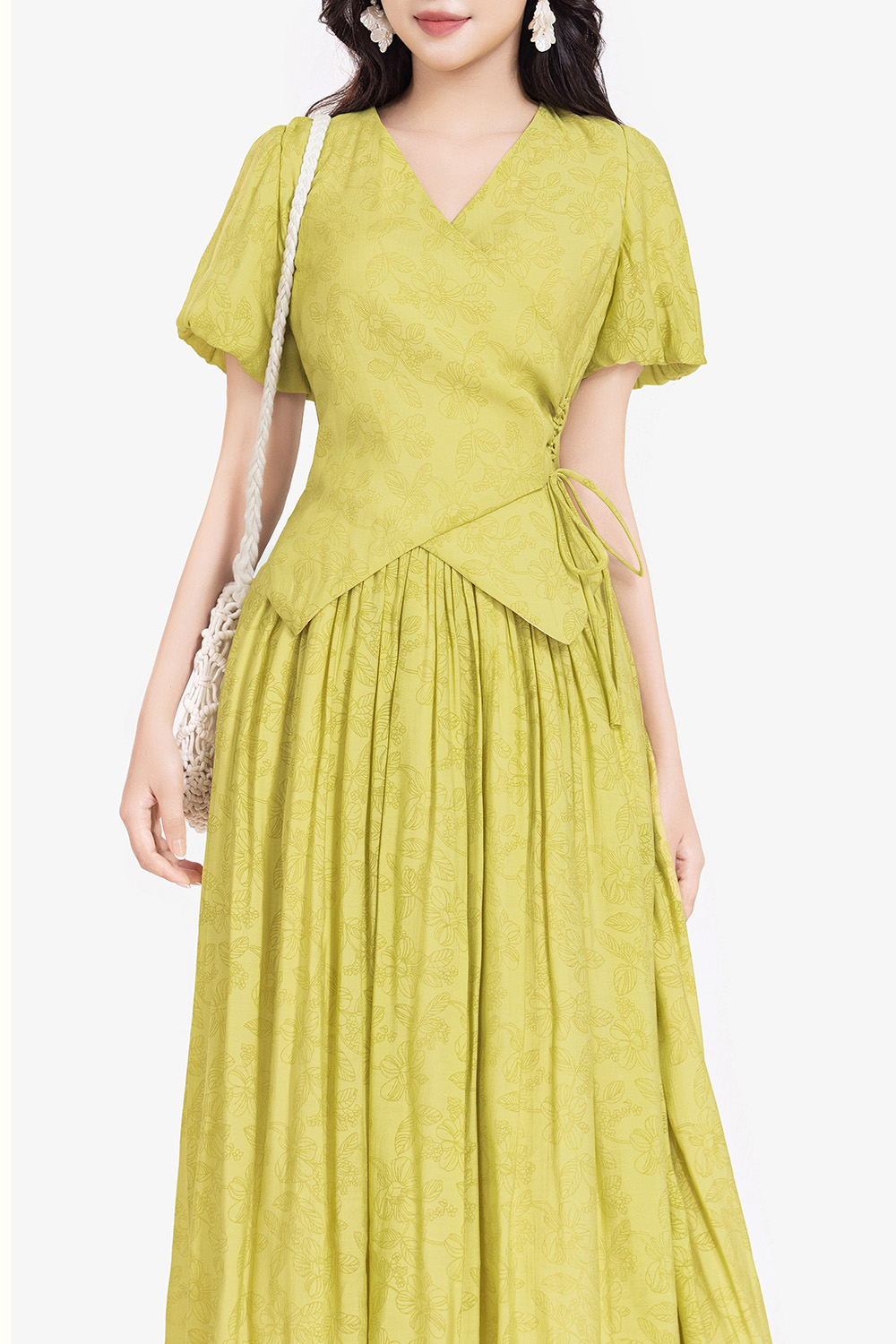 Áo kiểu cổ V đắp chéo tay bí