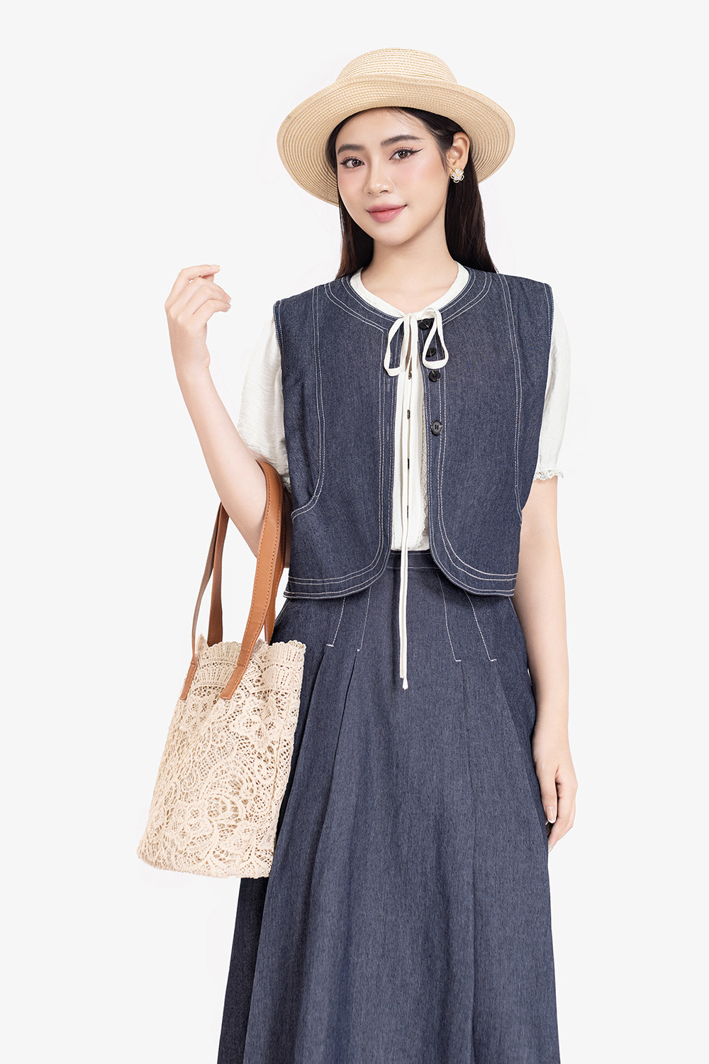 Áo gile denim nữ phối viền chỉ