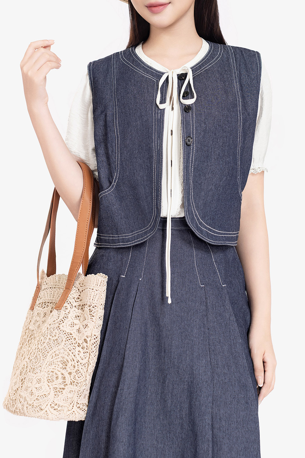 Áo gile denim nữ phối viền chỉ