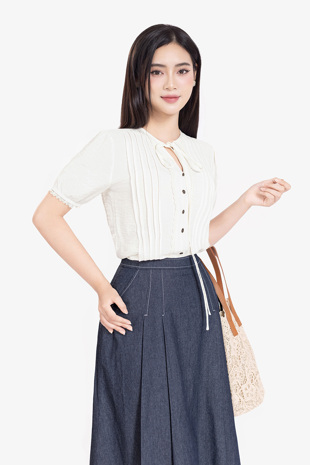 Áo kiểu công sở nữ màu trắng tay lỡ ASM25-24 | Thời trang