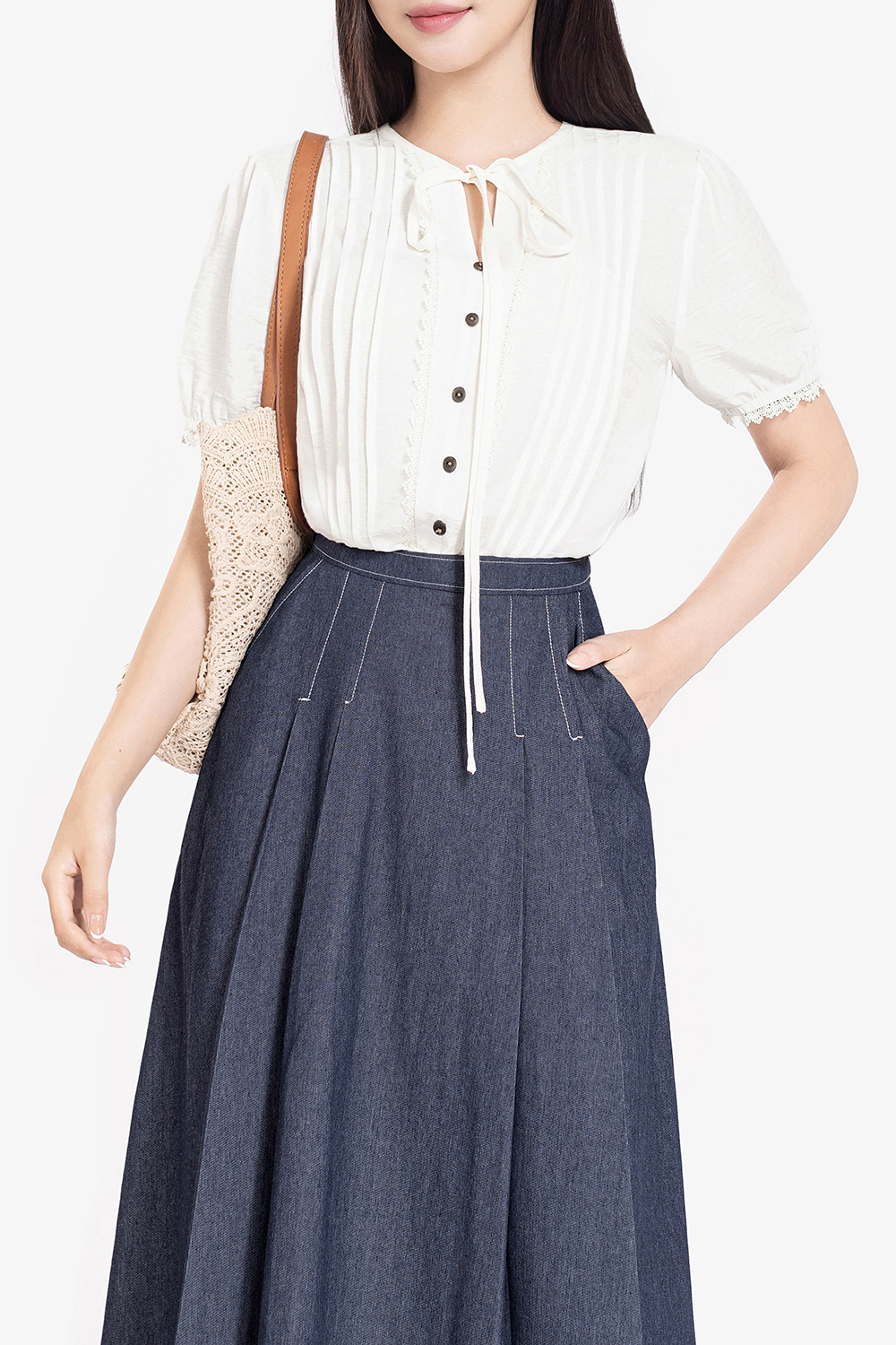 Áo kiểu công sở nữ màu trắng tay lỡ