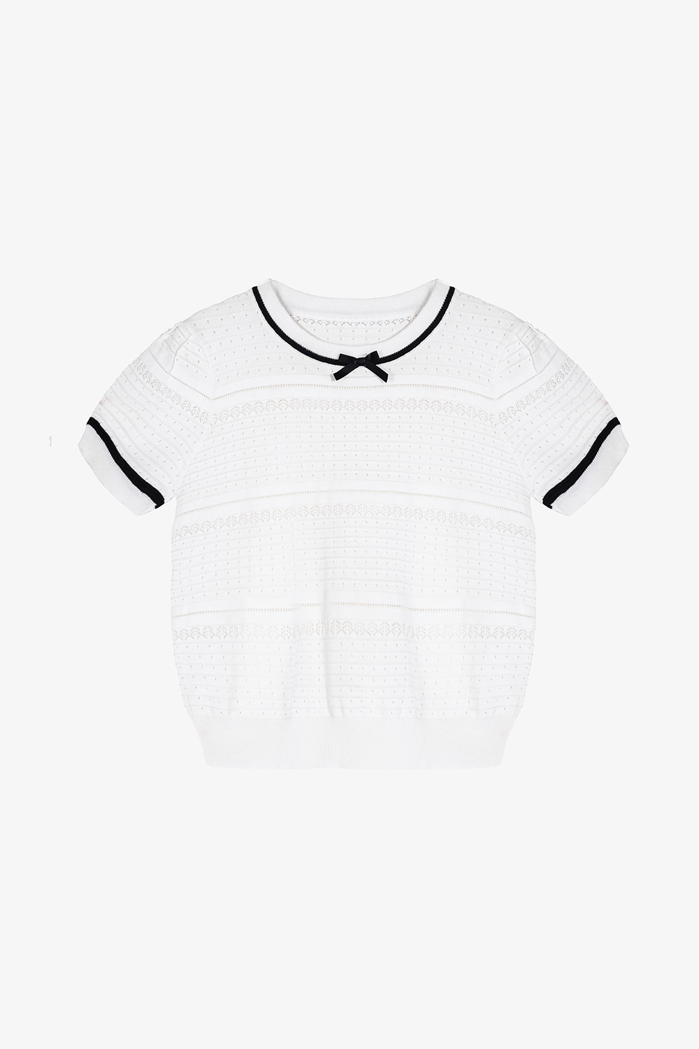 Áo len dệt kim trắng phối viền cổ đen