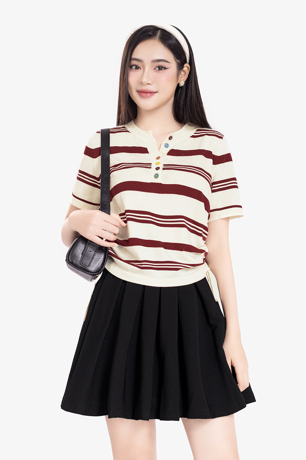 Áo len dệt kim sọc đỏ phối dây rút