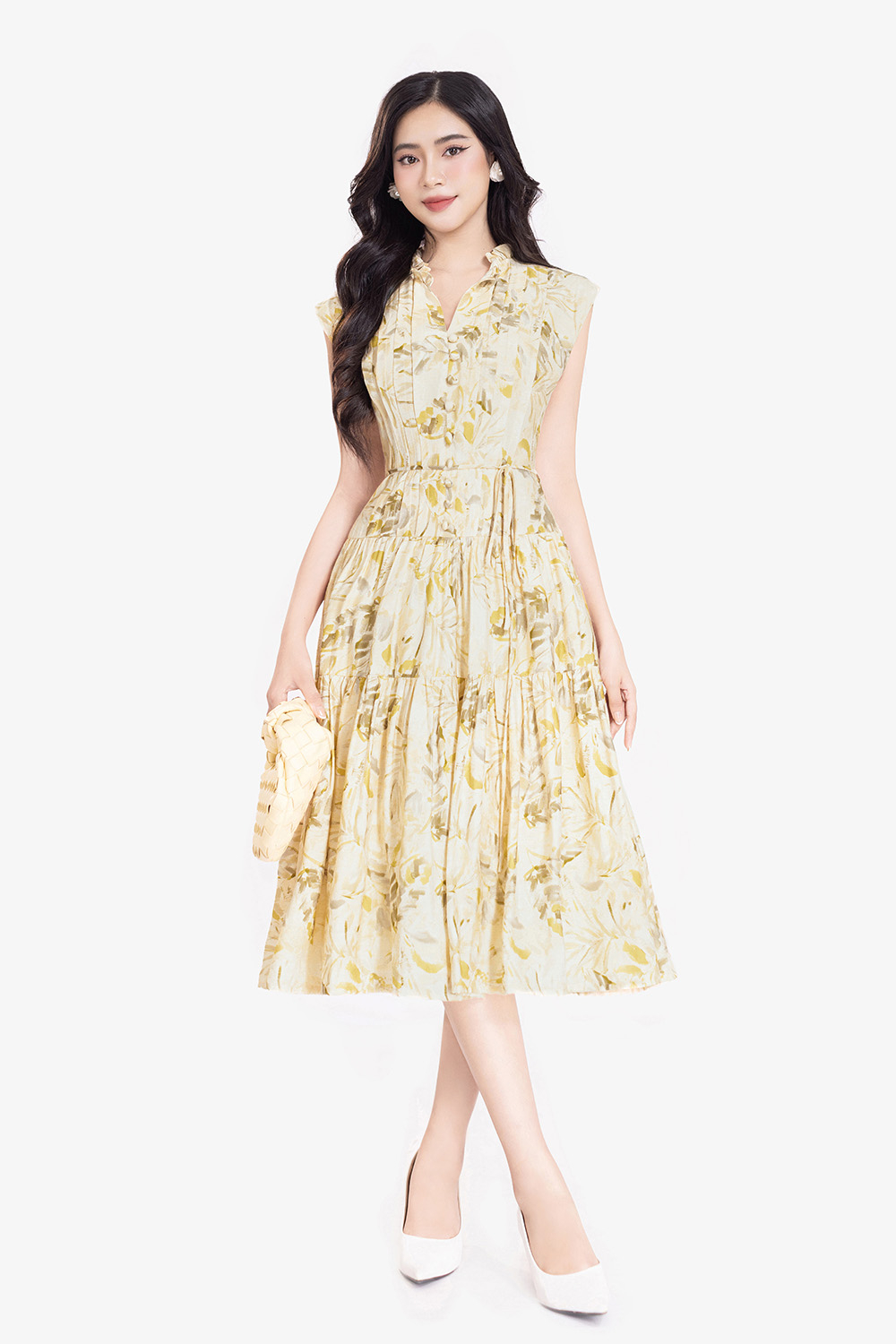 Đầm hoa dáng xòe phối thắt lưng