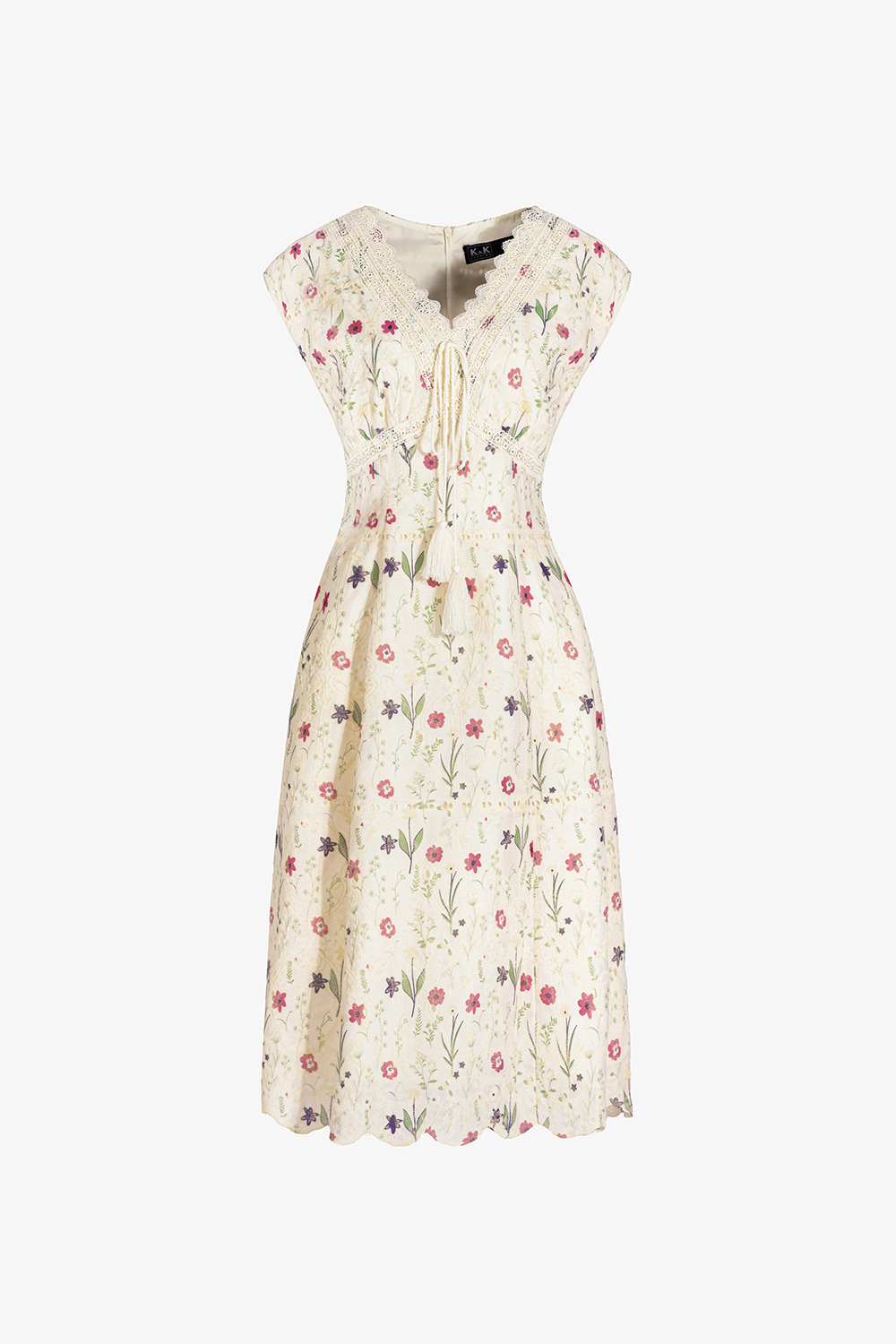 Đầm hoa cổ V dáng xòe