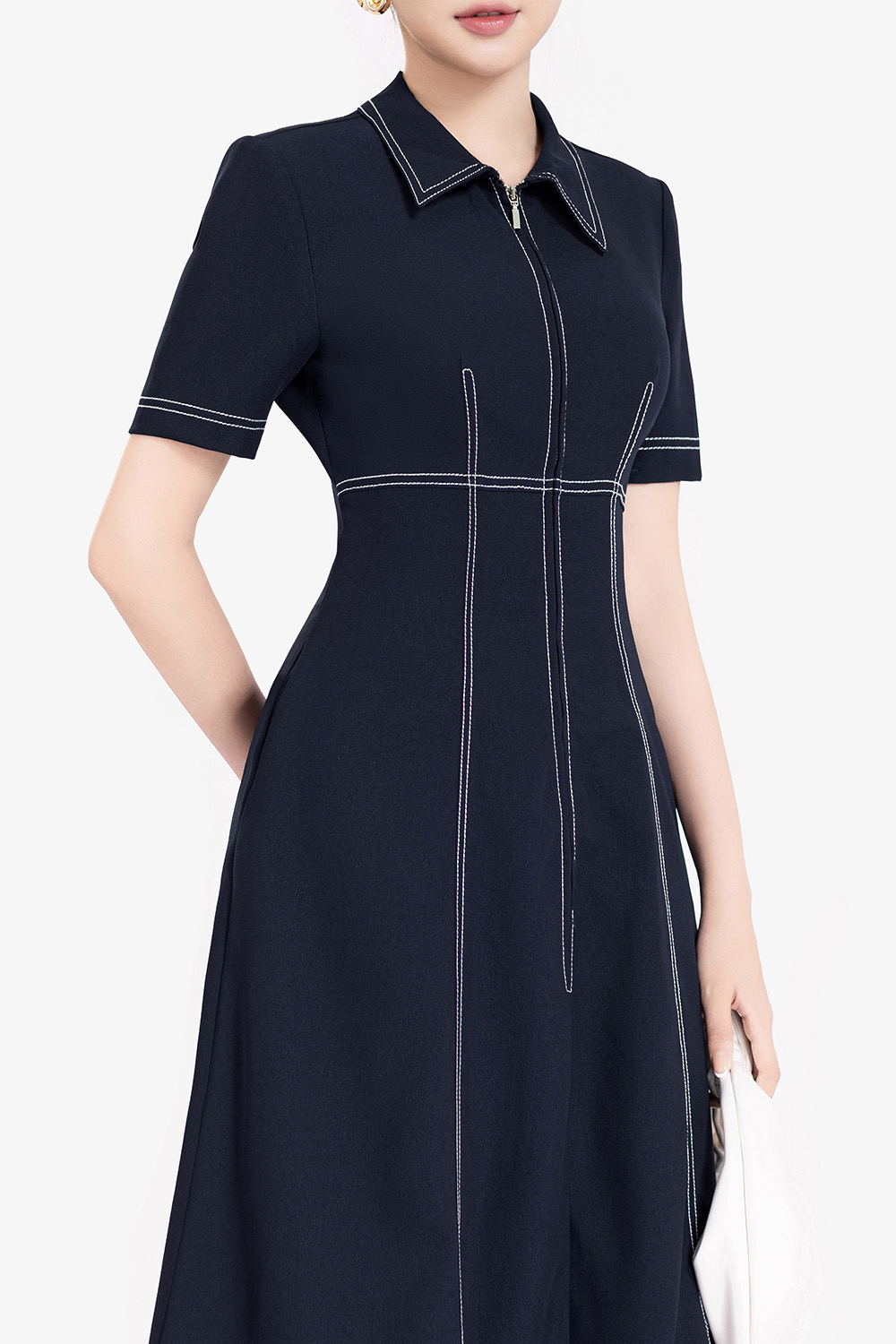 Đầm công sở chữ A xanh đen phối viền chỉ