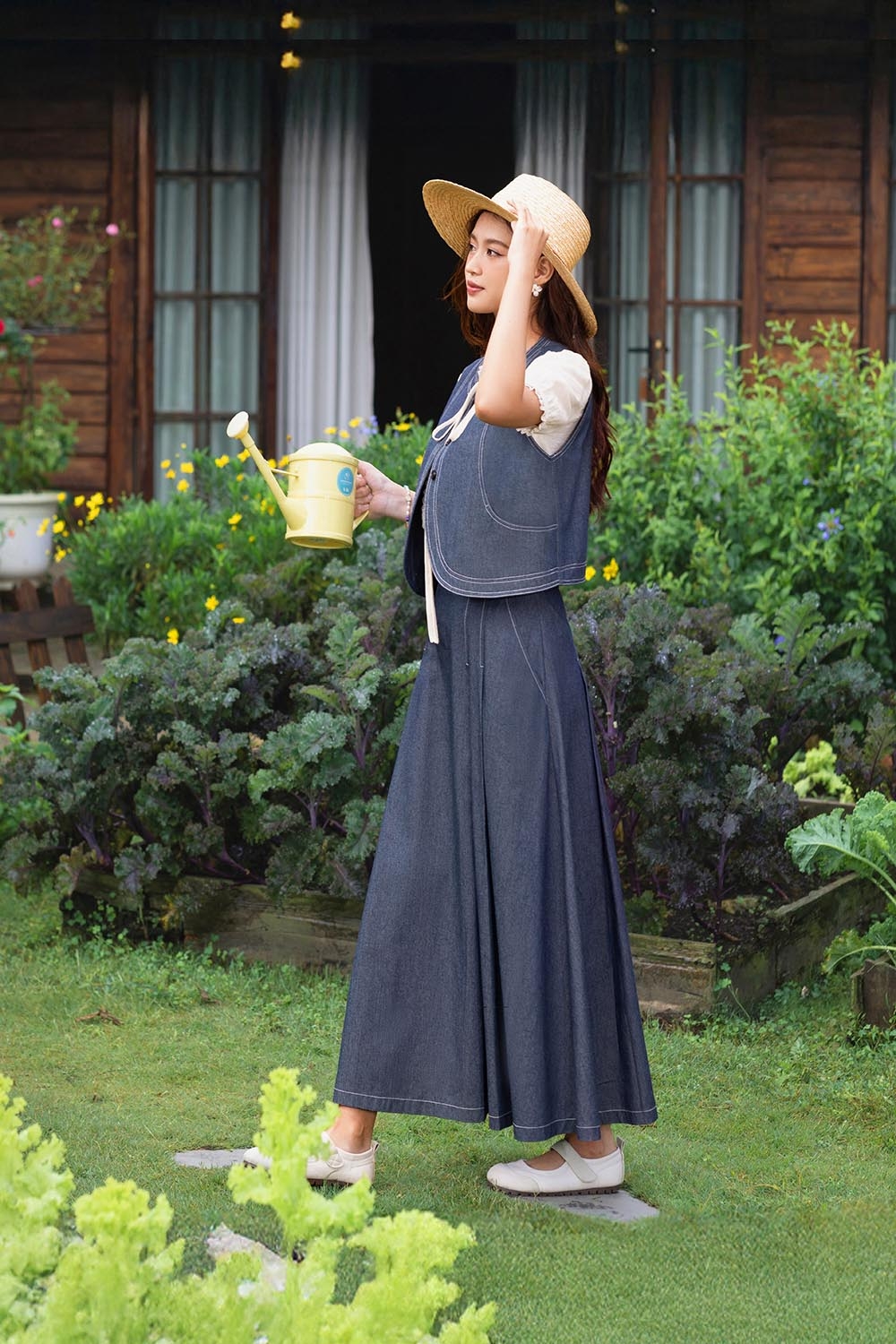 Áo gile denim nữ phối viền chỉ