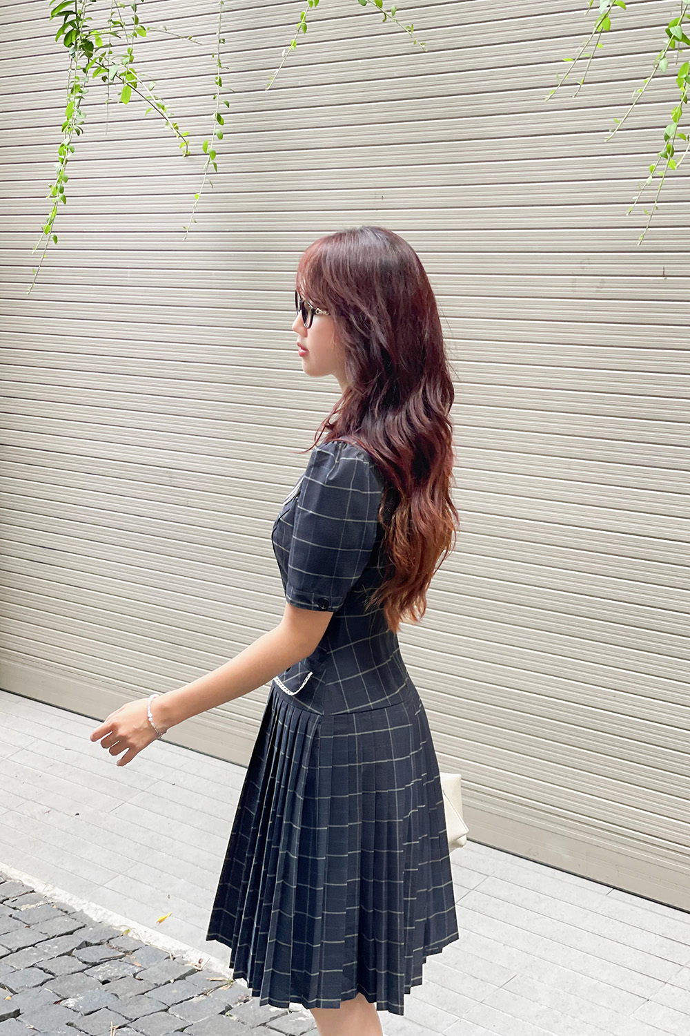 Đầm xòe caro tùng xếp ly phối đăng ten