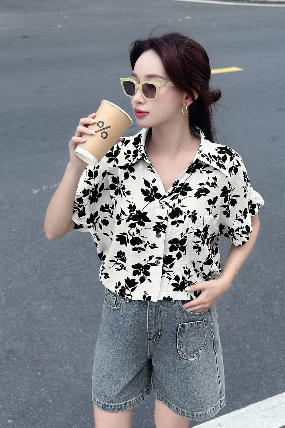 Áo sơ mi kiểu croptop nữ họa tiết hoa