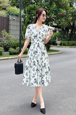 Đầm hoa xòe xếp ly tay phồng