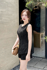 Áo gile sọc đen phối túi