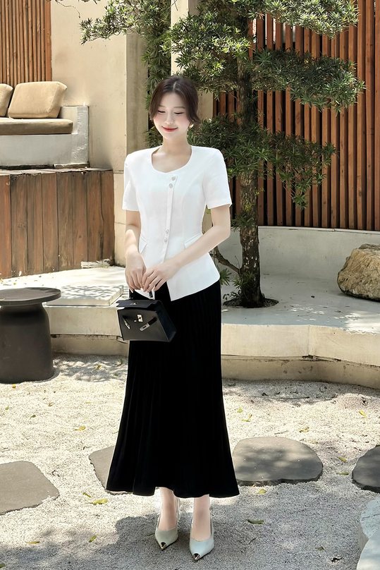 Chân váy xòe xếp ly đen dáng dài CV08-39