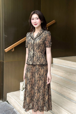 Đầm ren hoa dáng peplum xòe
