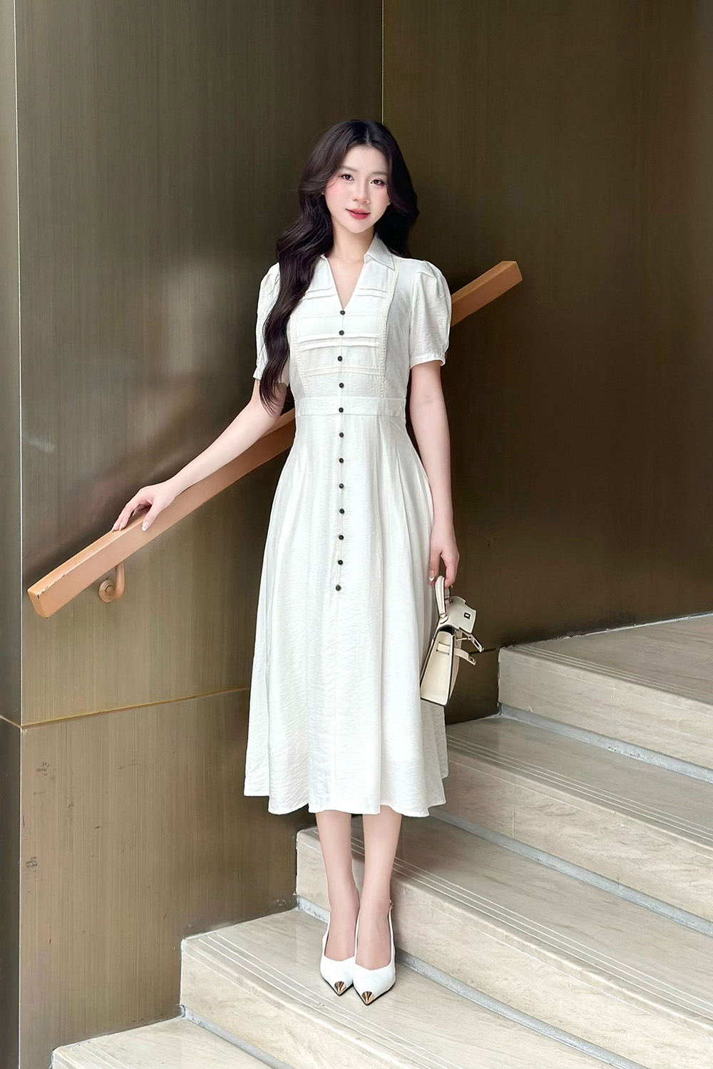 Đầm trắng cổ sơ mi dáng xòe