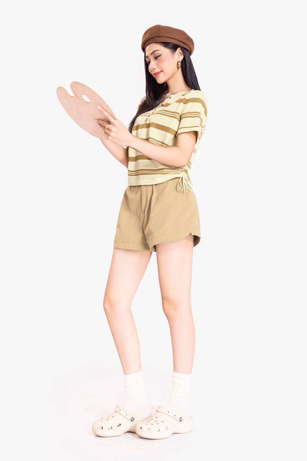 Áo len dệt kim sọc nâu phối dây rút