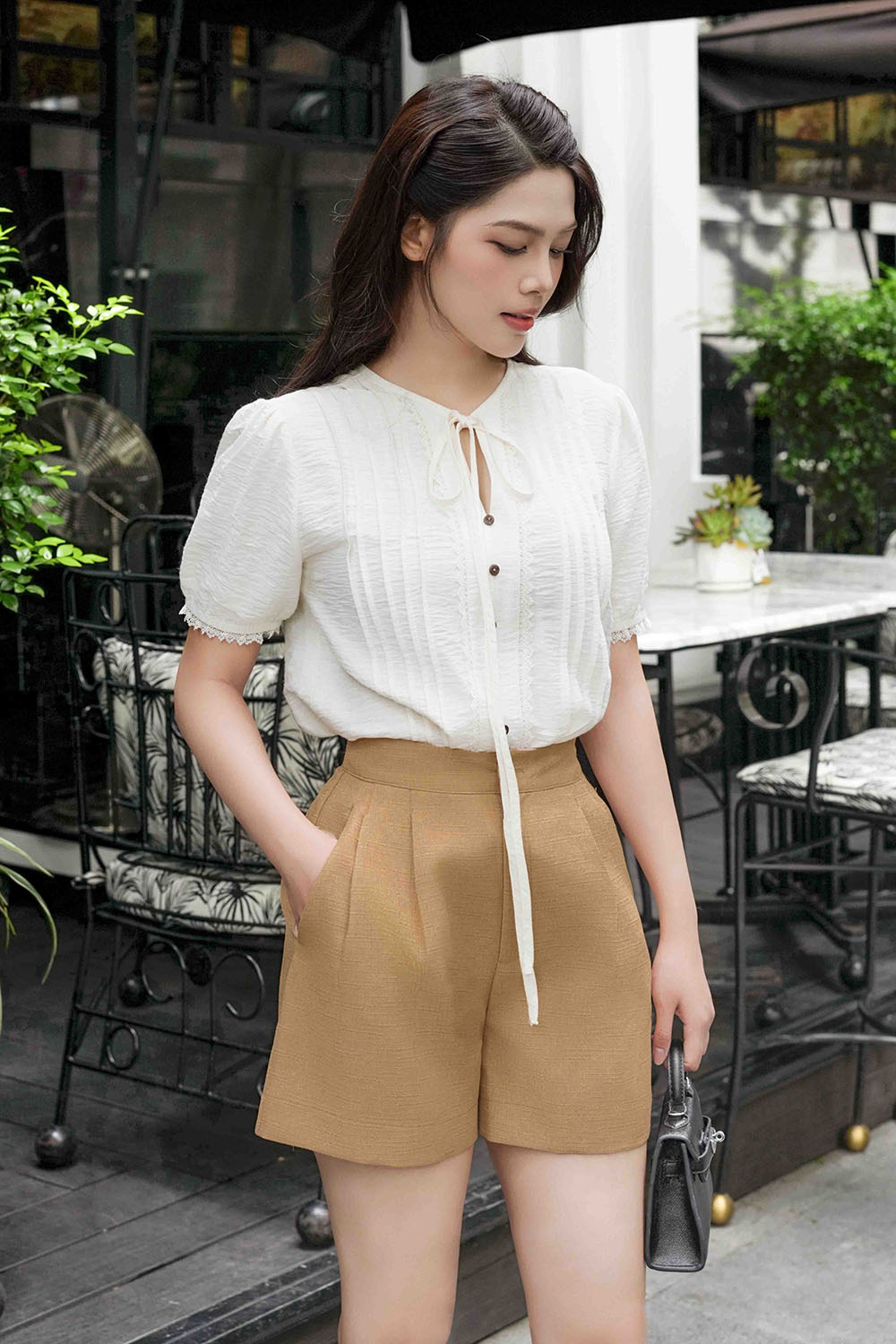 Kieu Trang Áo kiểu trắng cổ viền bèo tay dài ASM11-01 | Thời trang công