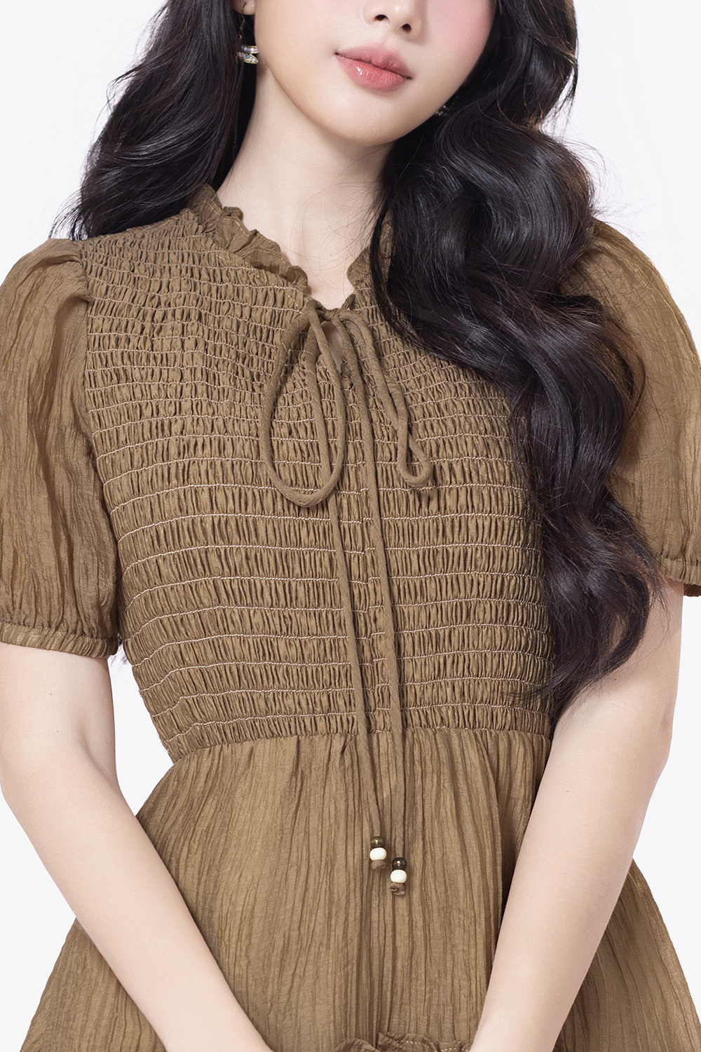 Đầm tơ dáng xòe màu nâu nhún ngực