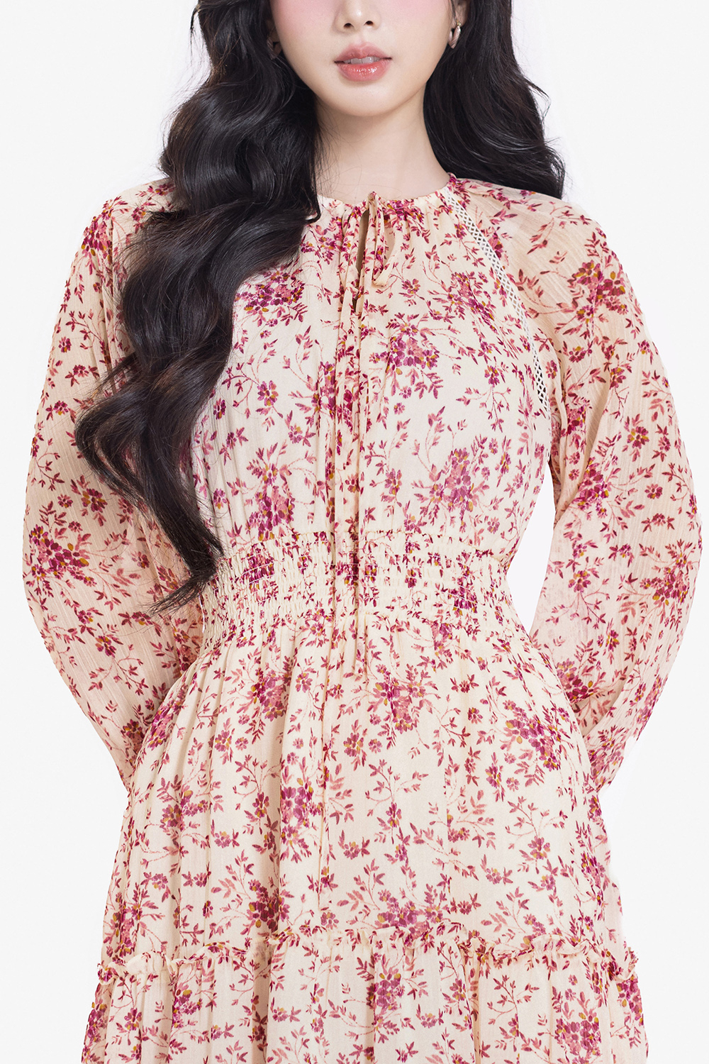 Đầm hoa hồng tay dài cổ tròn eo bo thun