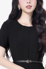 Đầm đen công sở dáng xòe xếp ly