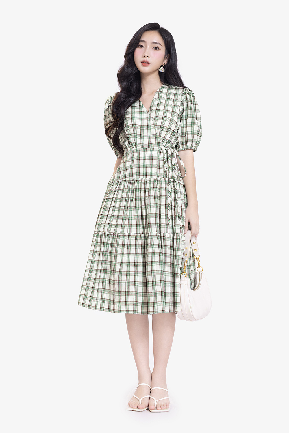 Đầm xòe nhiều tầng họa tiết caro