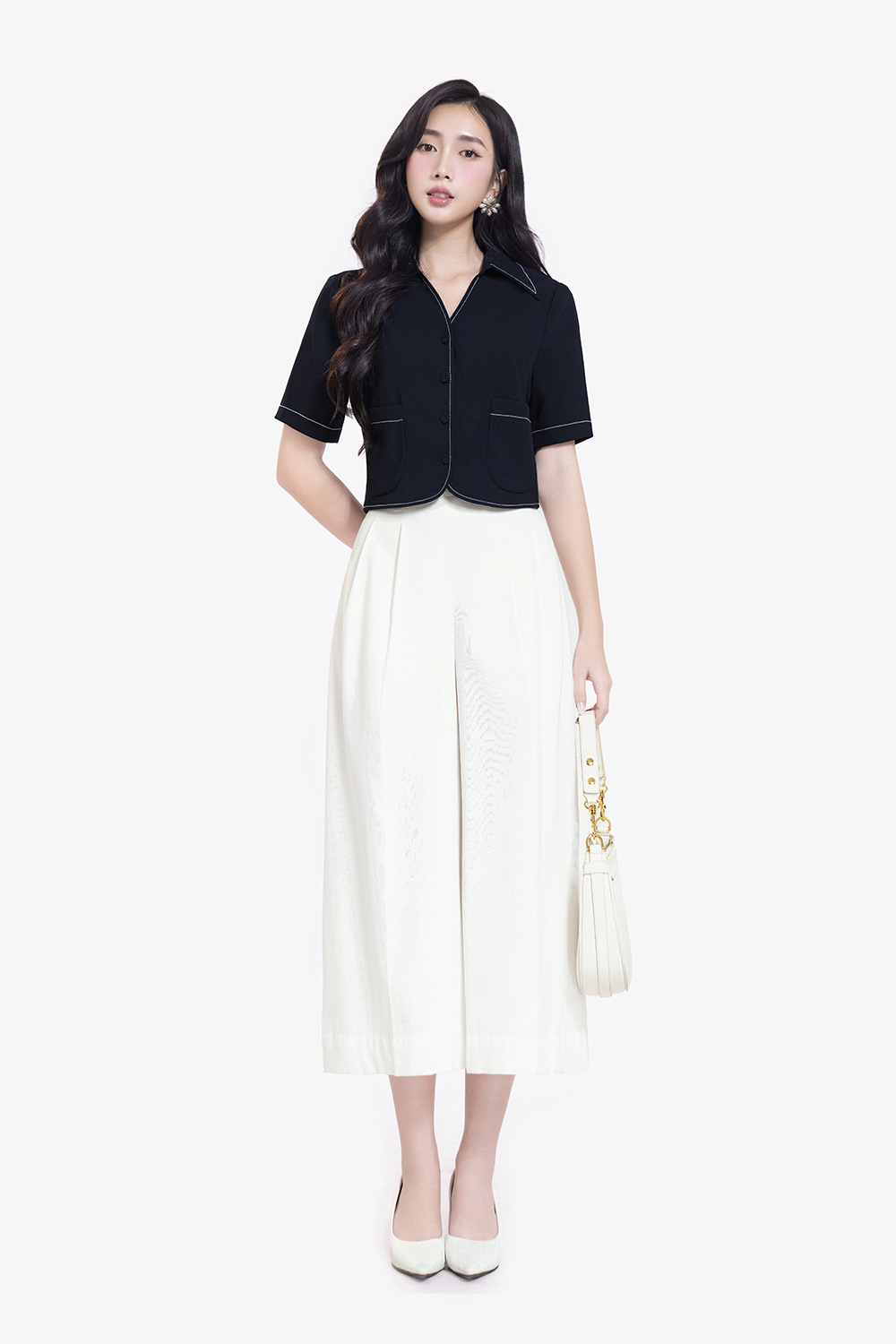 Áo kiểu công sở viền chỉ phối túi