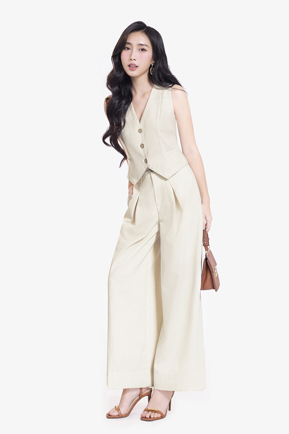 Áo gile nữ màu be phối túi