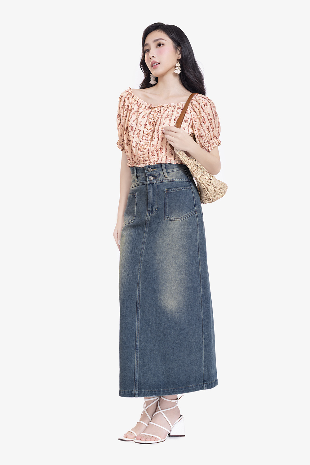 Chân váy jeans dáng chữ A dài phối túi