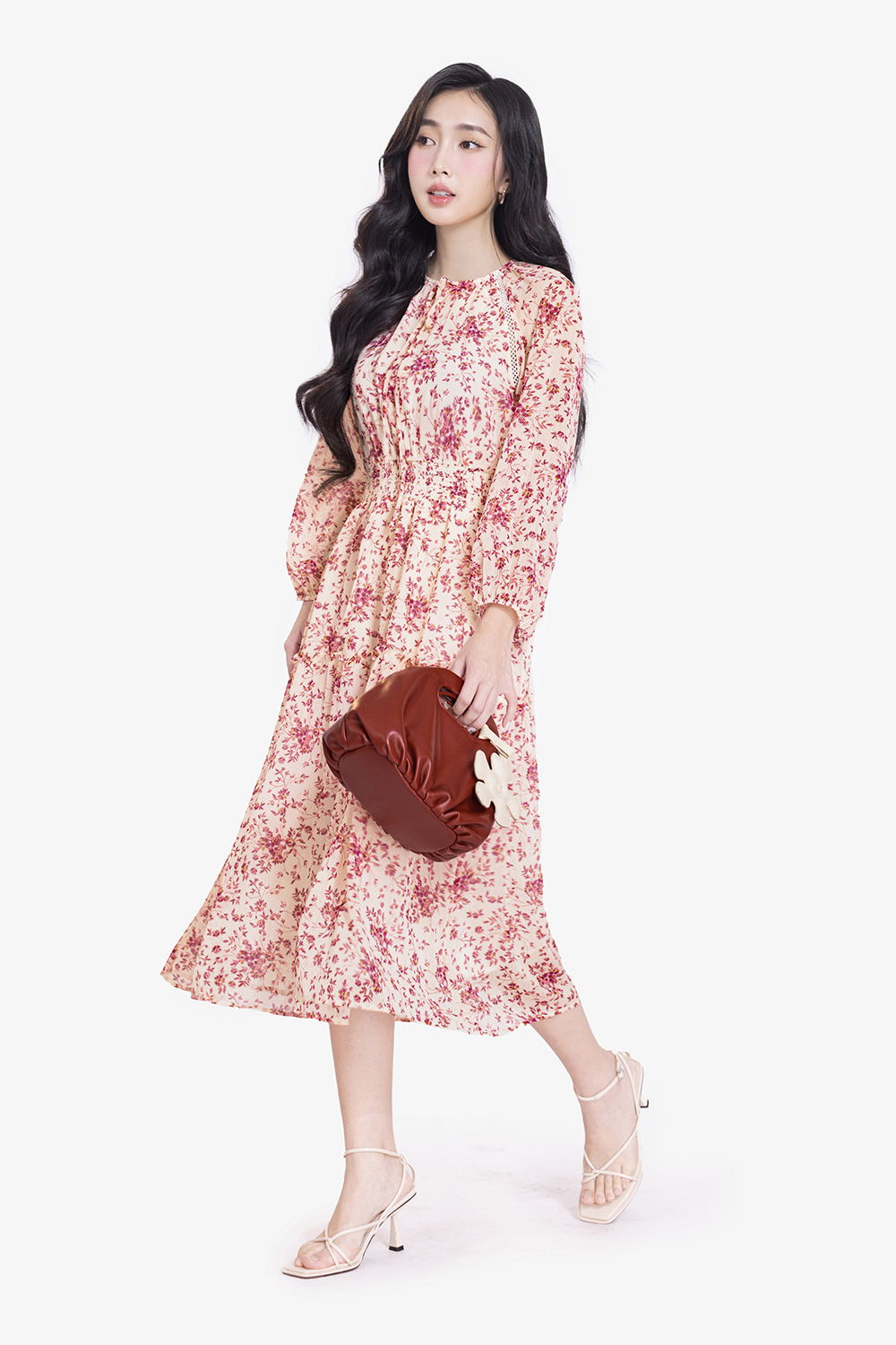 Đầm hoa hồng tay dài cổ tròn eo bo thun