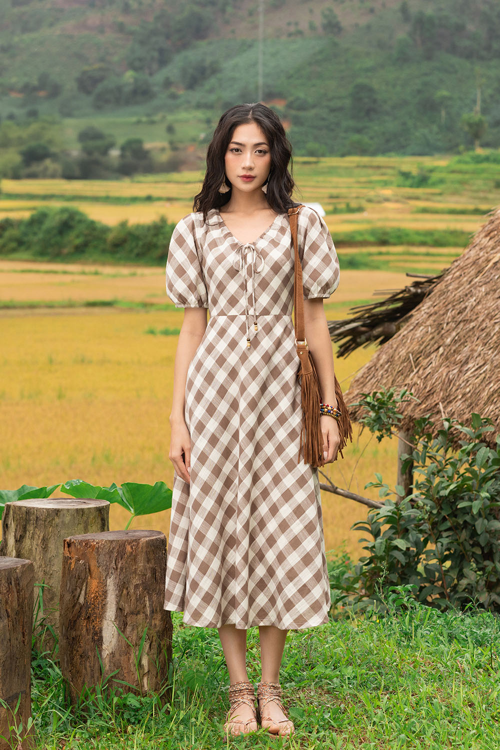 Đầm xòe họa tiết caro tay bồng cổ tim KK178-08