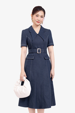 Đầm denim dáng xòe kèm thắt lưng