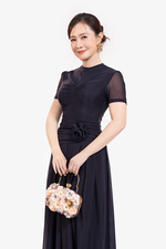 Đầm xòe xếp ly dáng dài nhún eo đính hoa