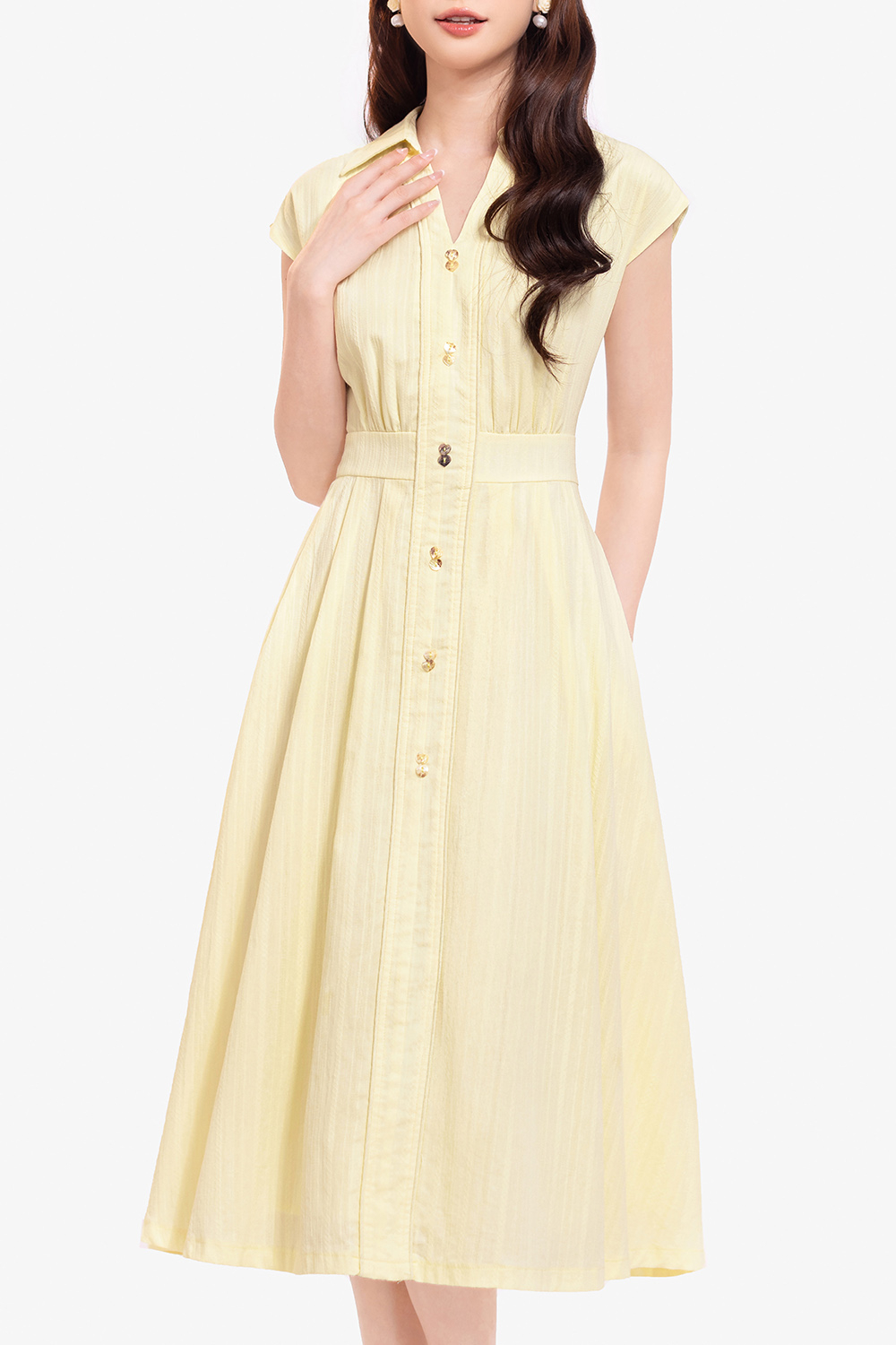 Đầm xòe sơ mi dáng dài nhấn eo