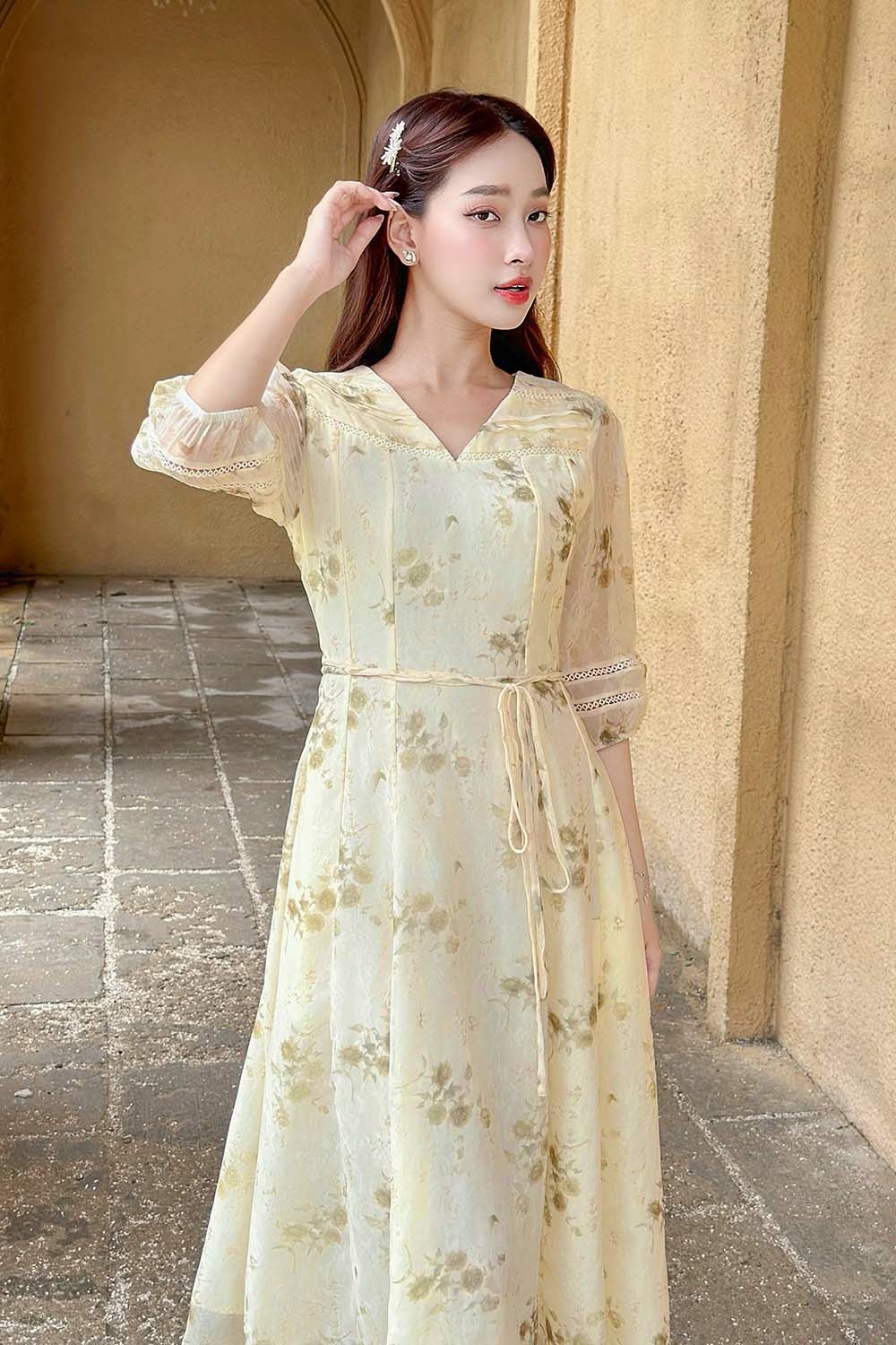 Đầm voan hoa dáng xòe eo phối nơ