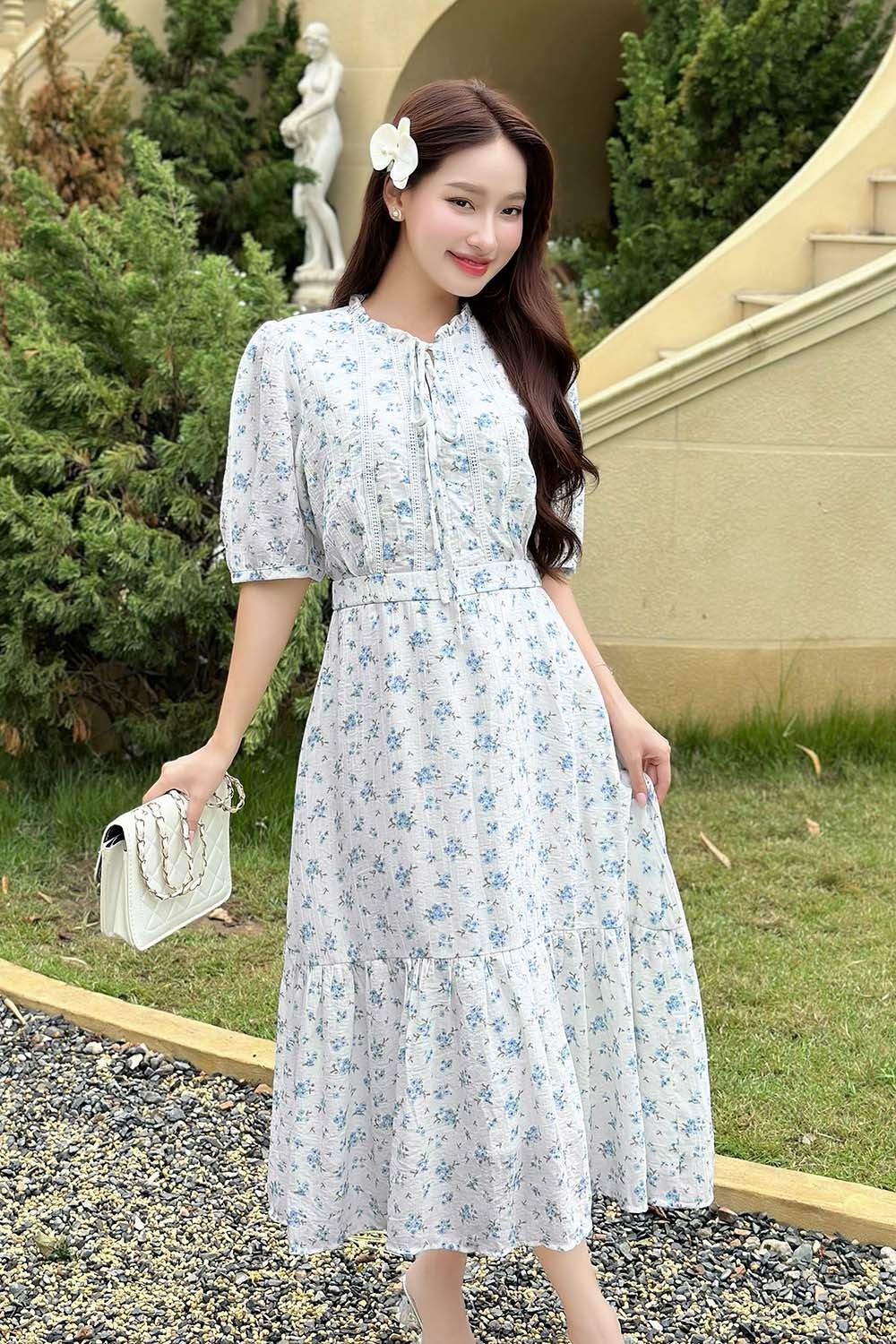 Đầm trắng hoa nhí dáng đuôi cá KK176-39