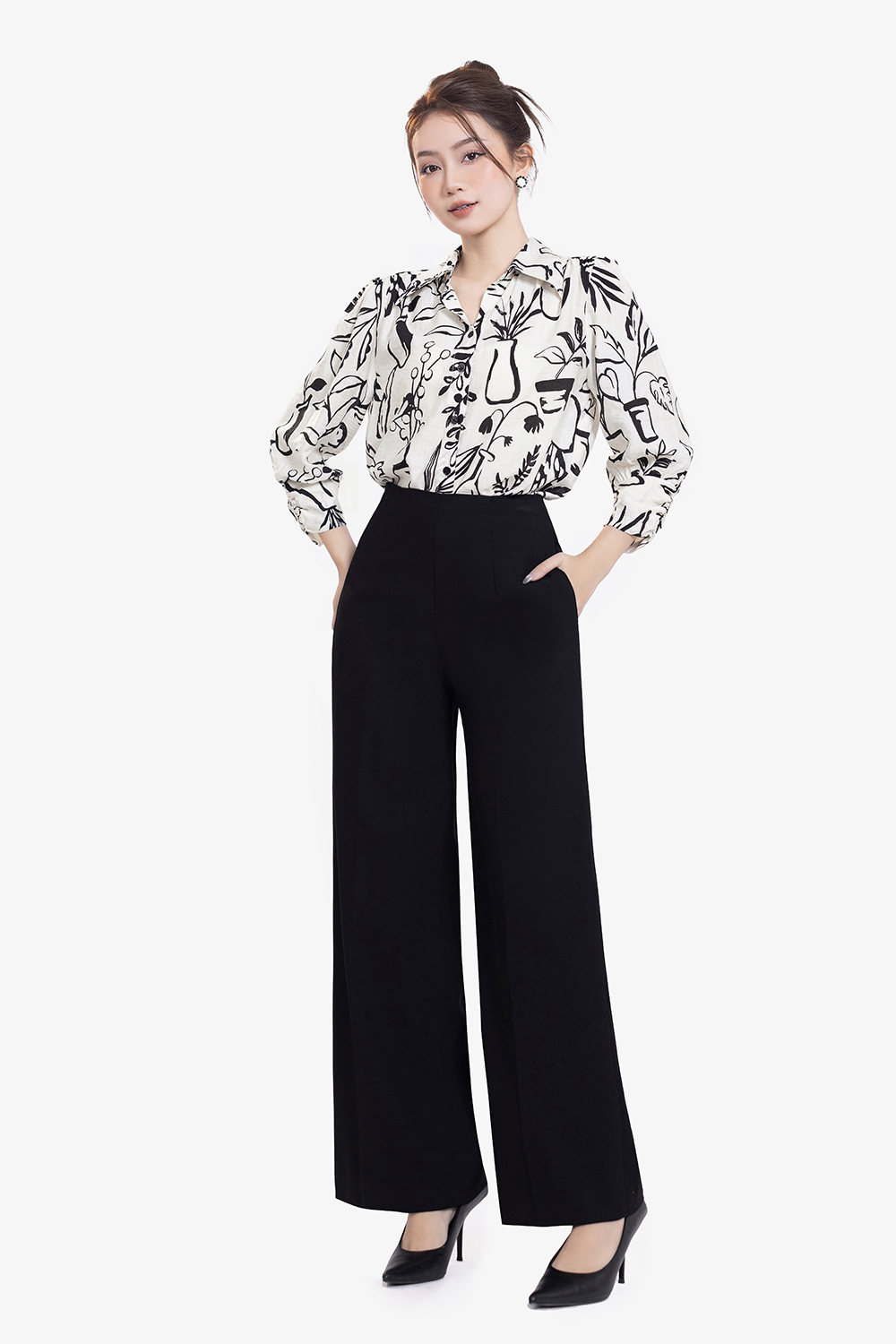 Áo sơ mi công sở trắng họa tiết đen