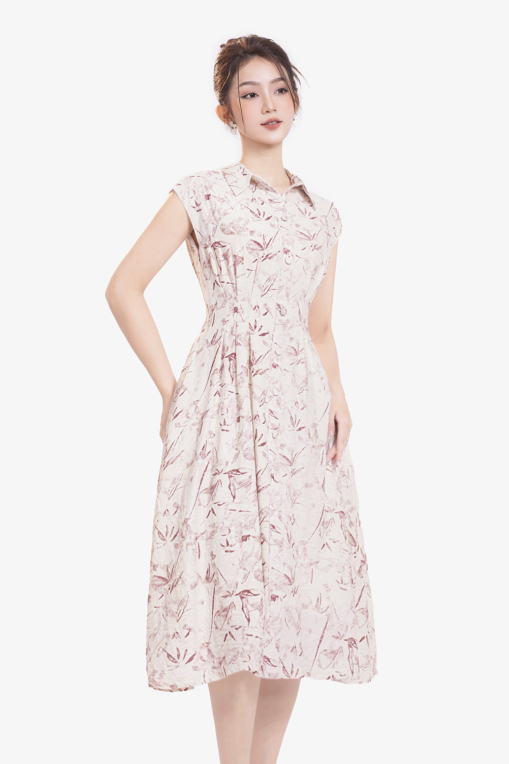 Đầm sơ mi trắng họa tiết hoa dáng xòe