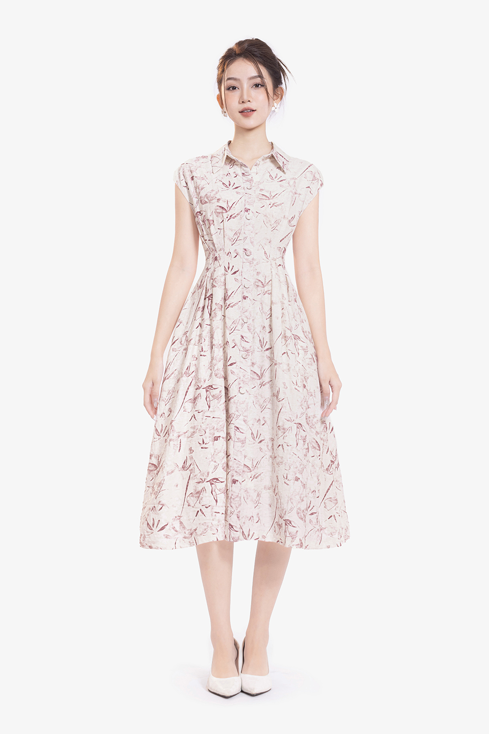 Đầm sơ mi trắng họa tiết hoa dáng xòe